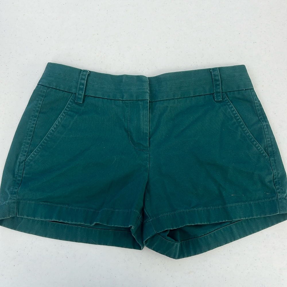 JCrew size 2 Broken In Chino Short .Dark green.